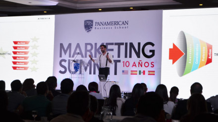 ATREVIA participates in the Marketing Summit 2016 celebrated in Guatemala