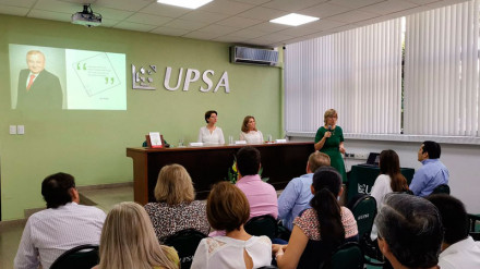 Núria Vilanova presenta su libro sobre empresa familiar en la UPSA de Bolivia